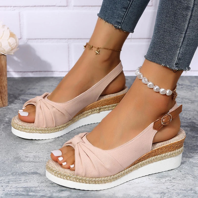Dayena | Pohodlné a elegantní sandály - vevaly.com