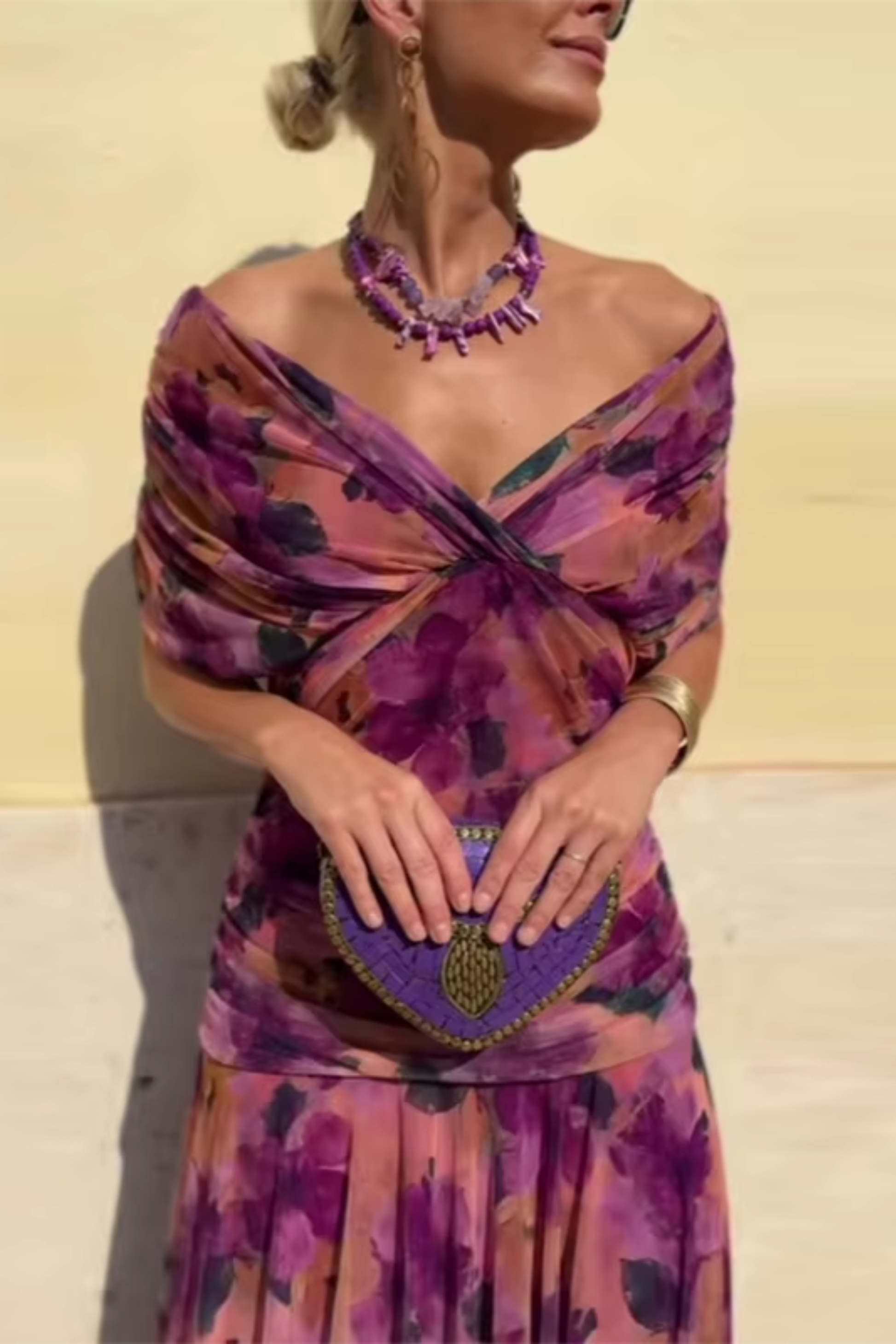 Louise | Elegante abito lungo da festa con scollo a V - vevaly.com