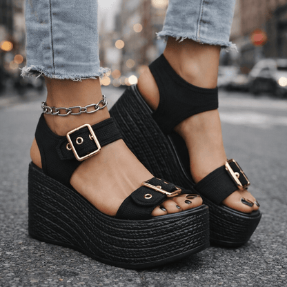 Naia Wedge con Fibbia - vevaly.com