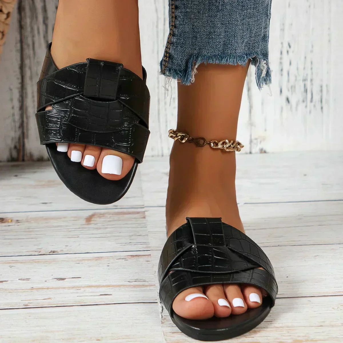 Livia | Pohodlné a elegantní sandály - vevaly.com