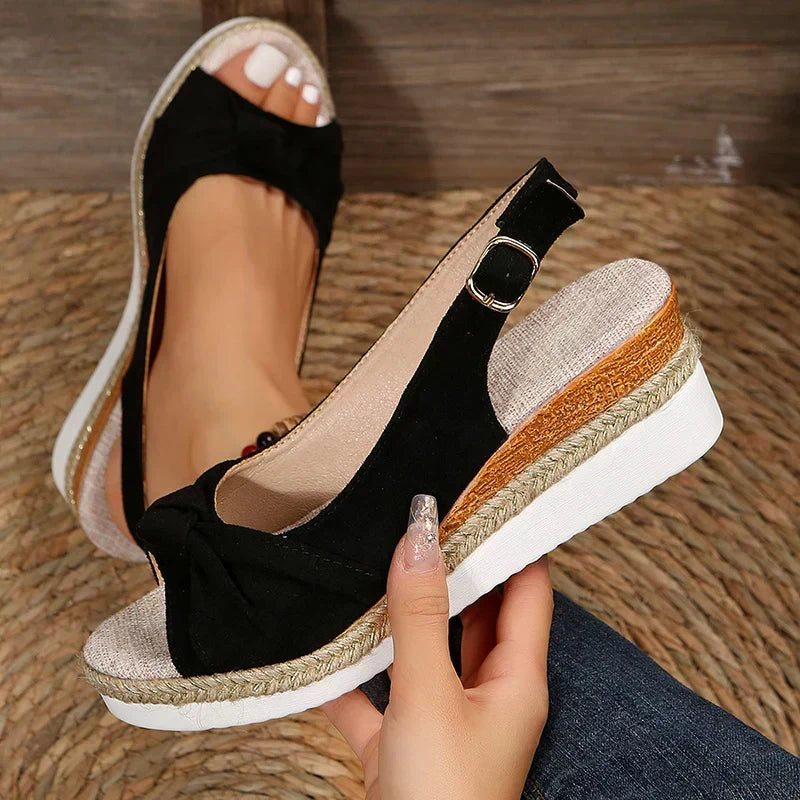 Dayena | Pohodlné a elegantní sandály - vevaly.com