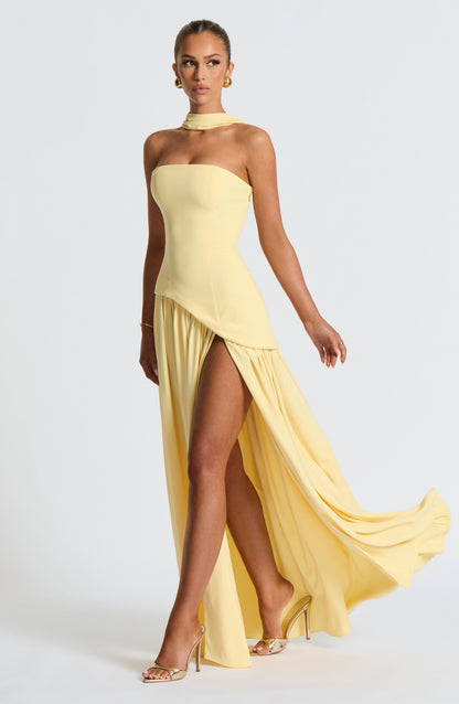 Serena | Abito Maxi Limone - vevaly.com